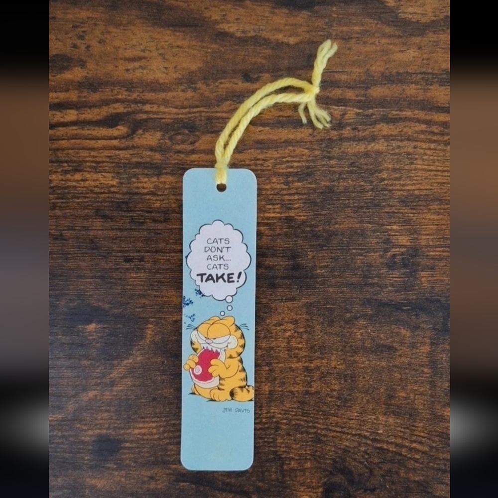 Vintage Rare 1978 "Cats Dont Ask...Cats Take!" GARFIELD BOOKMARK